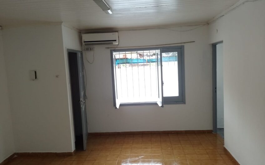 OFICINA EN ALQUILER – TODO INCLUIDO | SÚPER CÉNTRICA Y SEGURA | PADRE PATIÑO 474 – FORMOSA