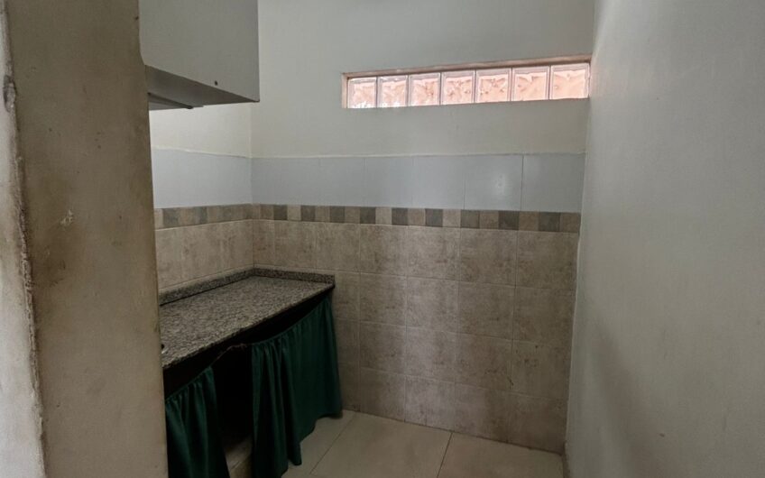 SALÓN PARA EVENTOS + OFICINAS    ||             Av. Dr. Luis Gutnisky y Territorio Nacional , Barrio La Pilar