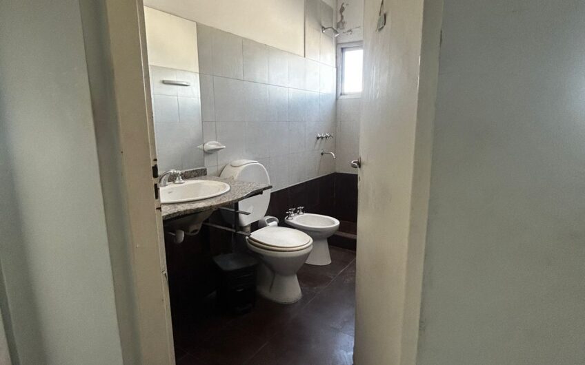 SALÓN PARA EVENTOS + OFICINAS    ||             Av. Dr. Luis Gutnisky y Territorio Nacional , Barrio La Pilar