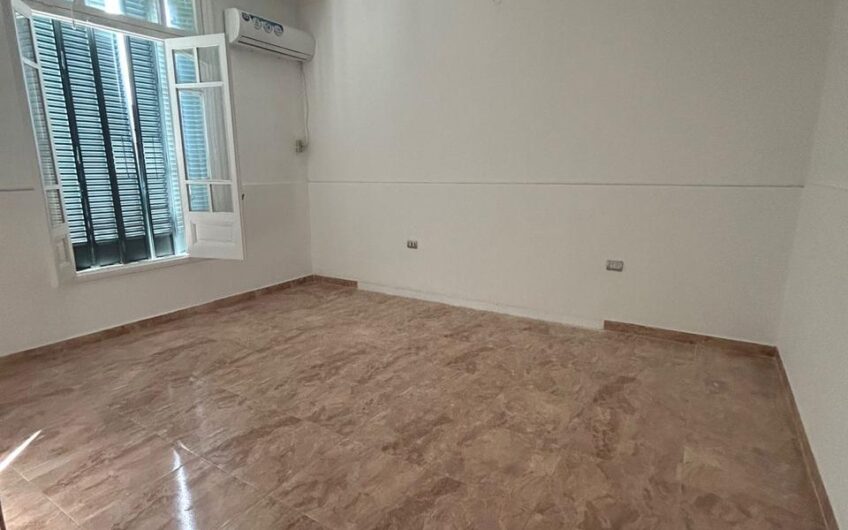 CASA CÉNTRICA EN ALQUILER | Apta para Academia, Oficina, Consultorio, Estudio Profesional y Más